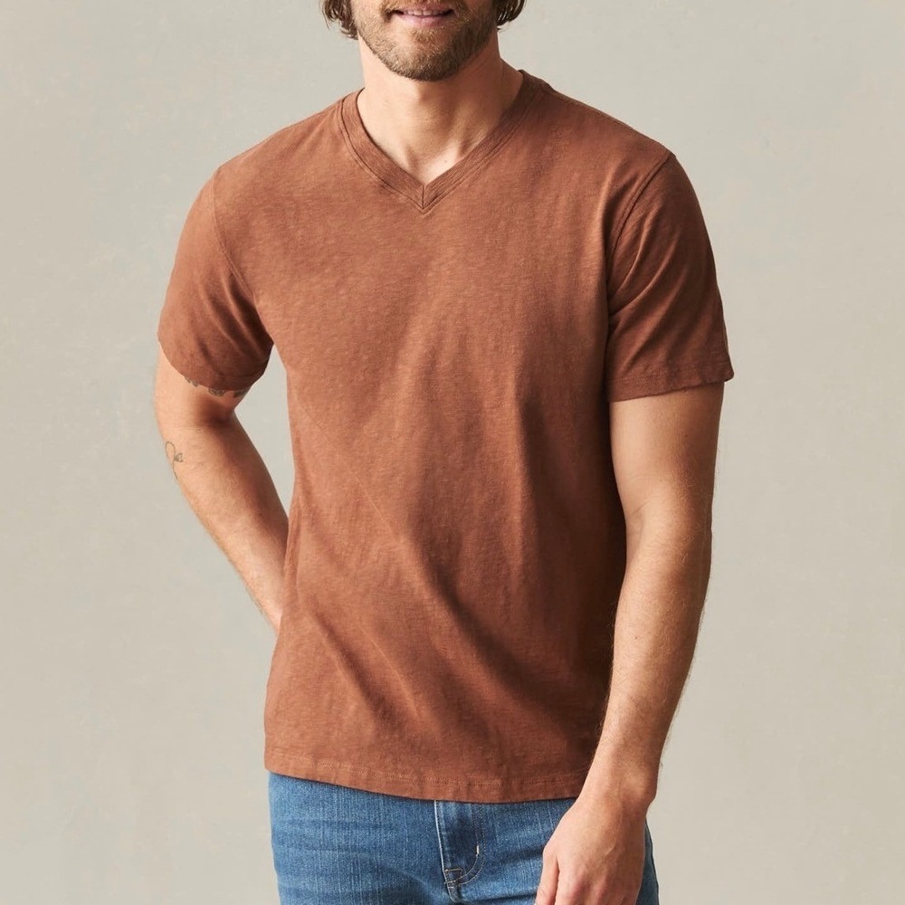 American Giant Mens Browm V-Neck Slub Cotton Short Sleeve Tee Medium NWOT
